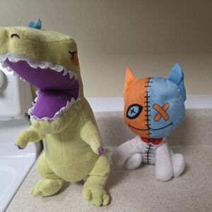 Nickelodeon Green Dinosaur Plush with Purple Mouth & Orange/Blue Patch Cat